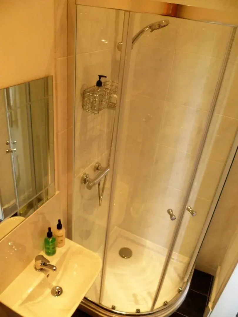 Aberllynfi Riverside Guesthouse