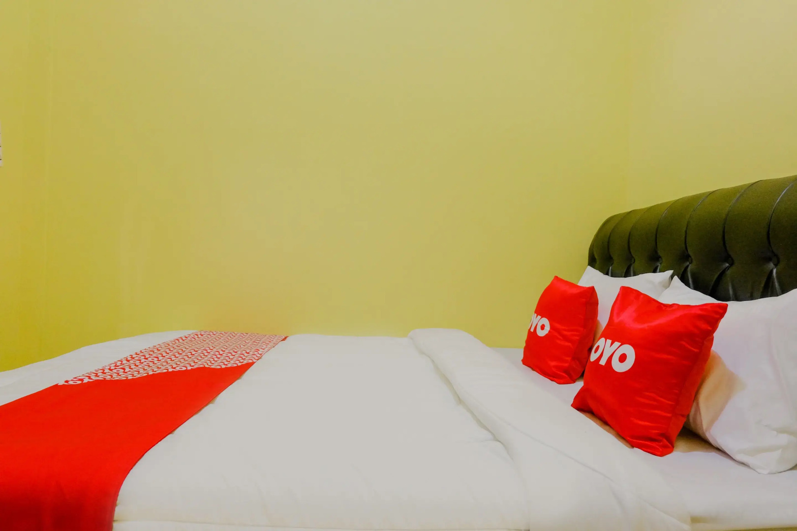 OYO 1784 Hj. Aniek Residence