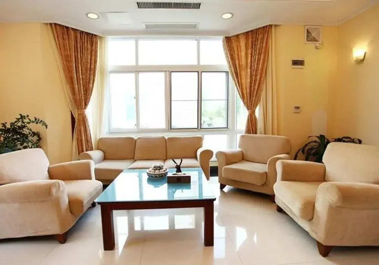 Huizhou Coast Hotspring Resort