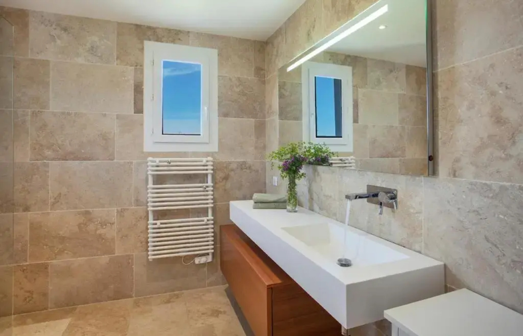 Villa Le Corps de Garde with swimming-pool and garden of 1200m2