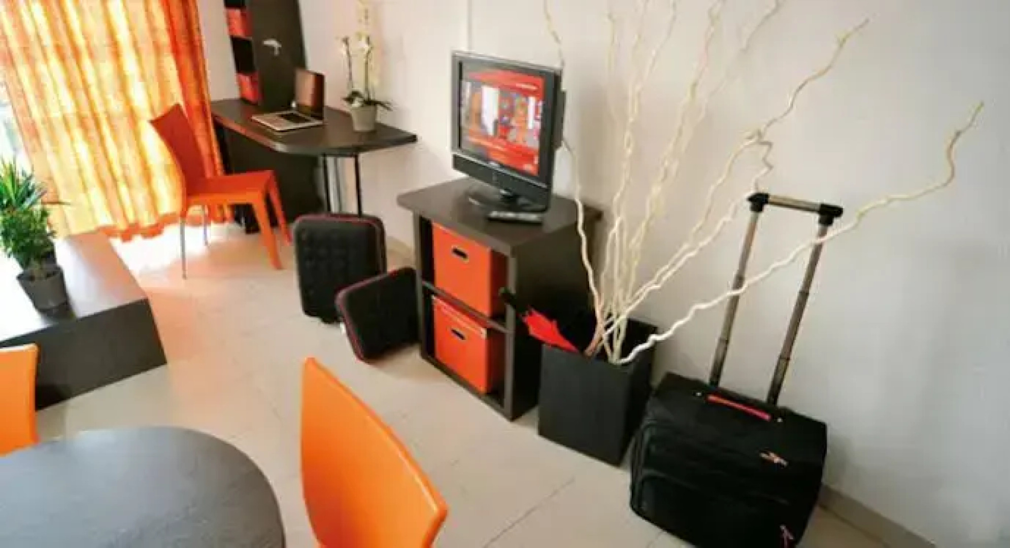 Park&Suites Appart'City Saint-Etienne Saint Priest en Jarez - Appart Hôtel