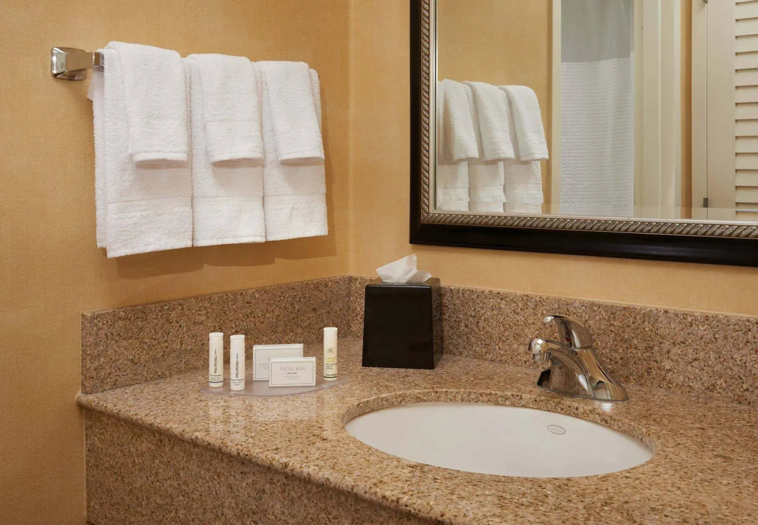 Courtyard by Marriott Cincinnati Blue Ash