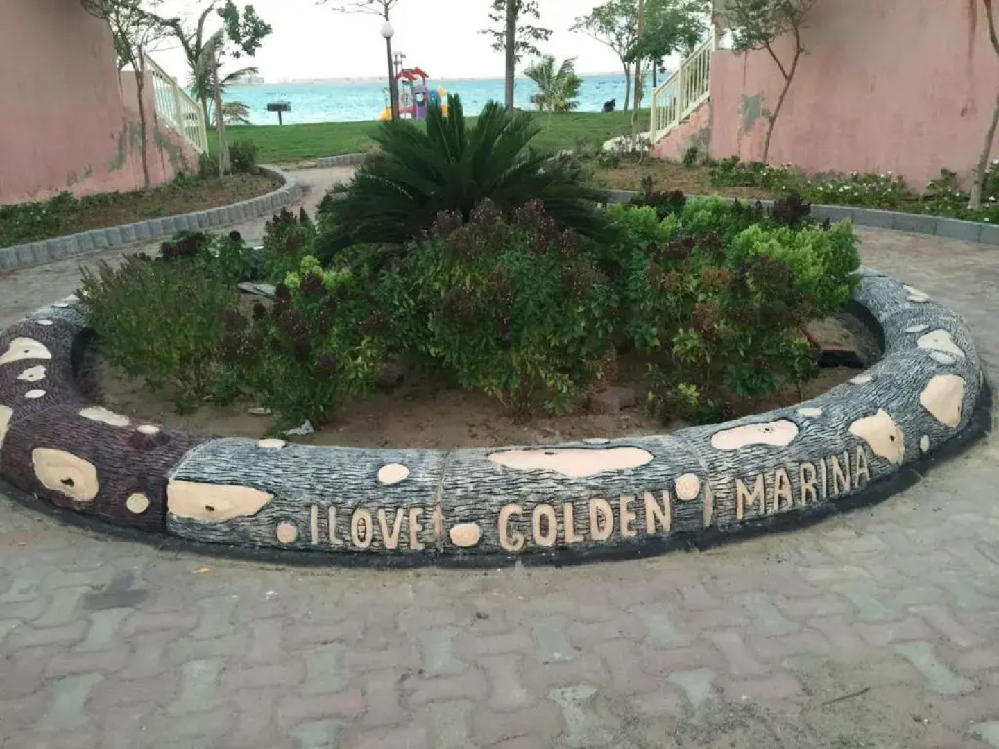 Hotel & Resort Golden Marina Yanbu  فندق ومنتجع جولدن مارينا ينبع إدارة وتشغيل شركة منتجع المرسى الذهبي
