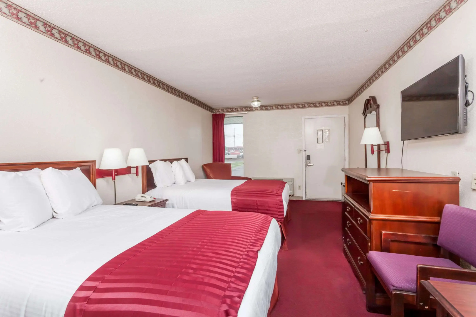 Knights Inn Hurricane Mills