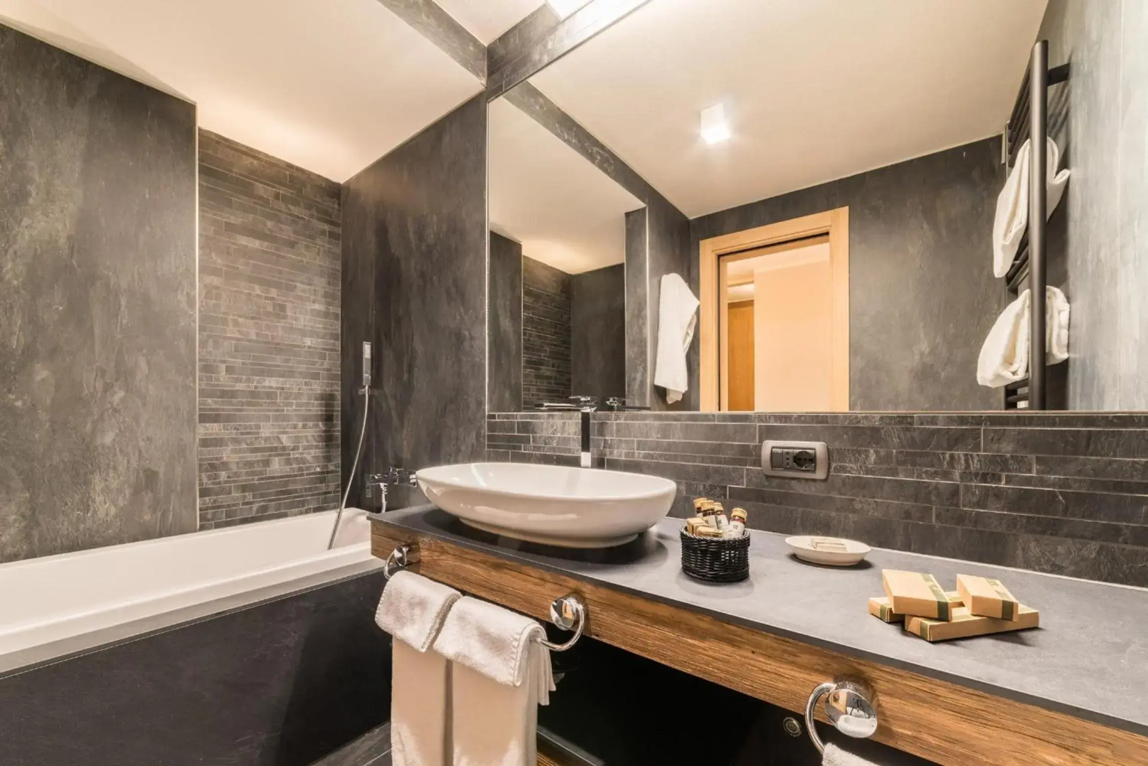 Hotel Excelsior Planet