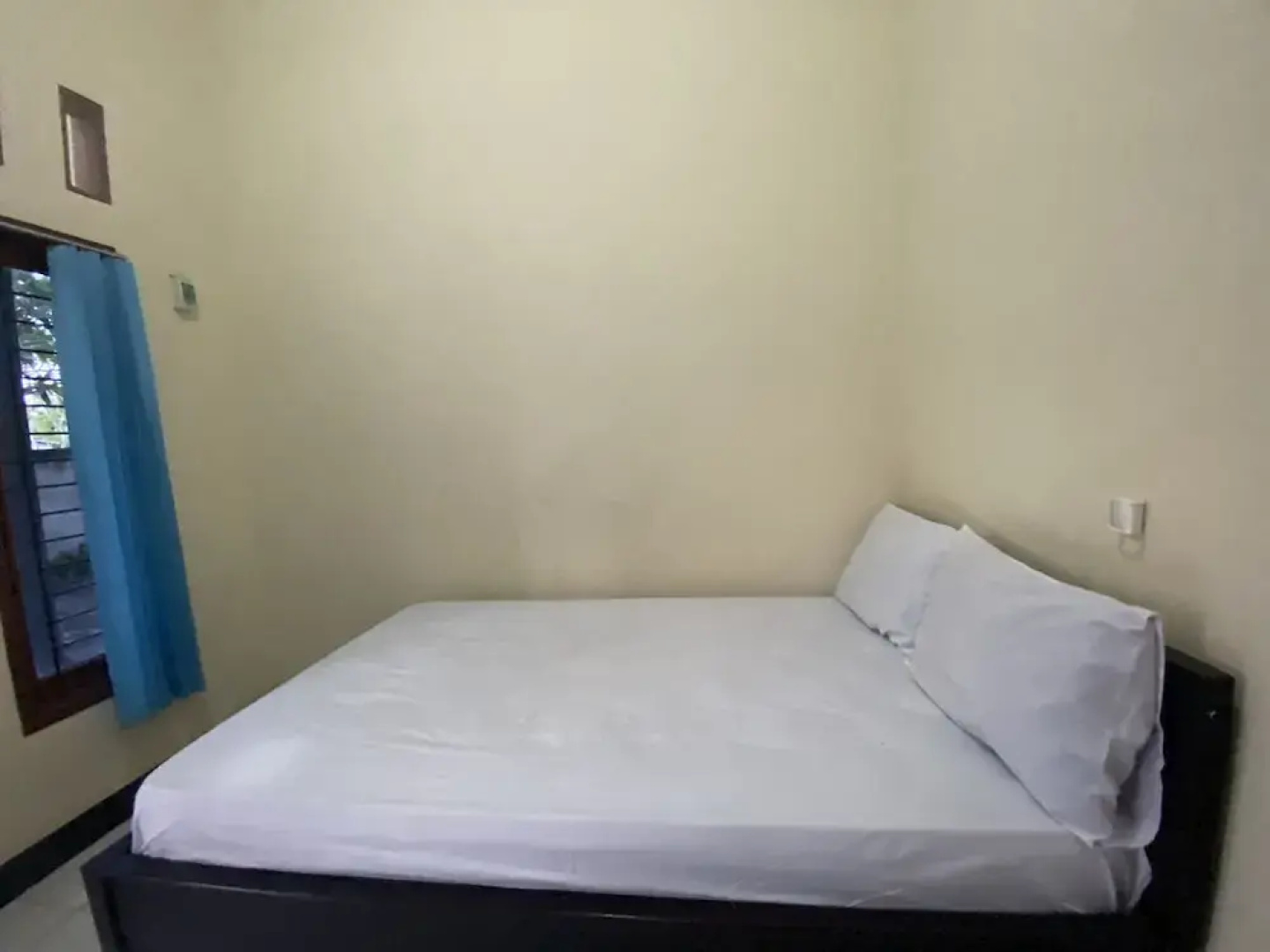 OYO Life 93258 Kos Sahabat