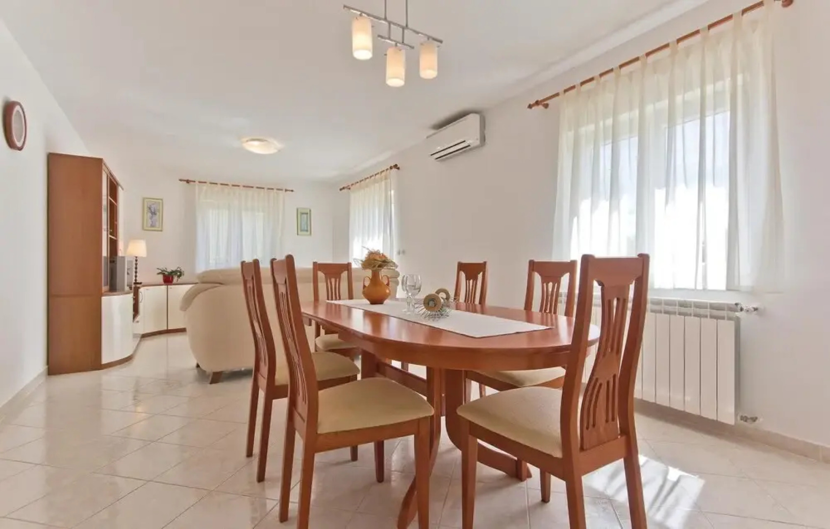 Awesome Home in Hrboki With Wifi and 3 Bedrooms