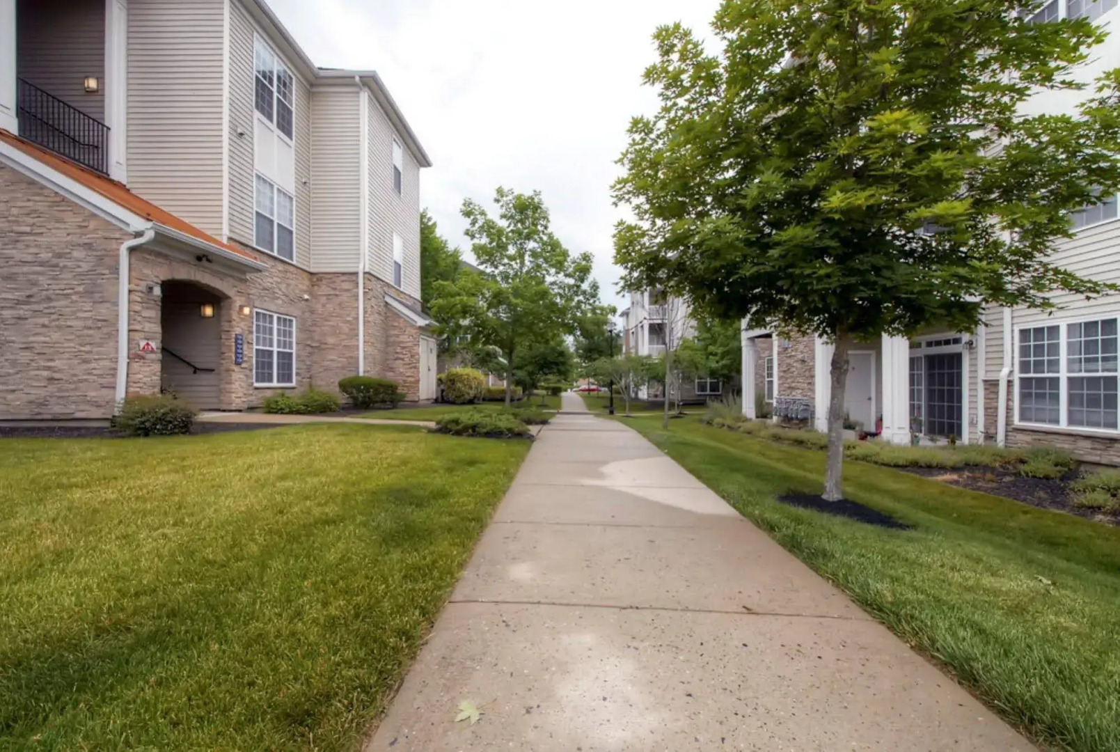 Global Luxury Suites at the Junction