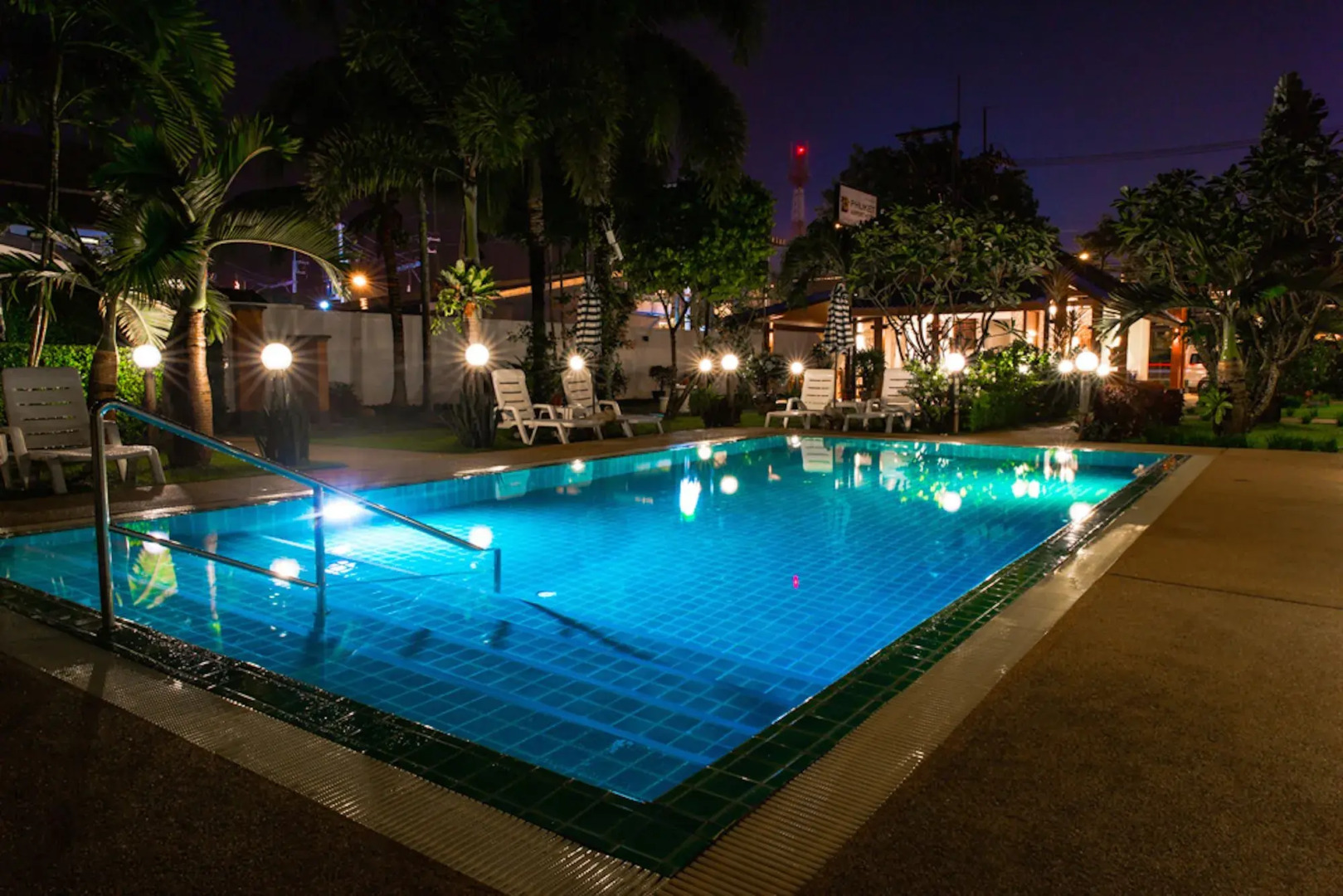 Phuket Airport Hotel