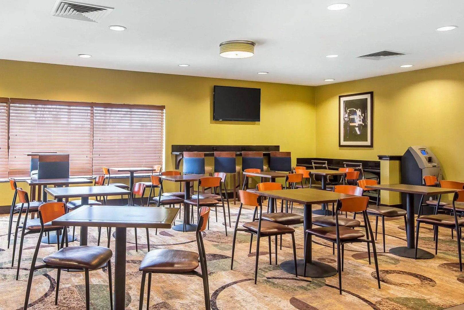 Comfort Inn & Suites Kansas City - Northeast