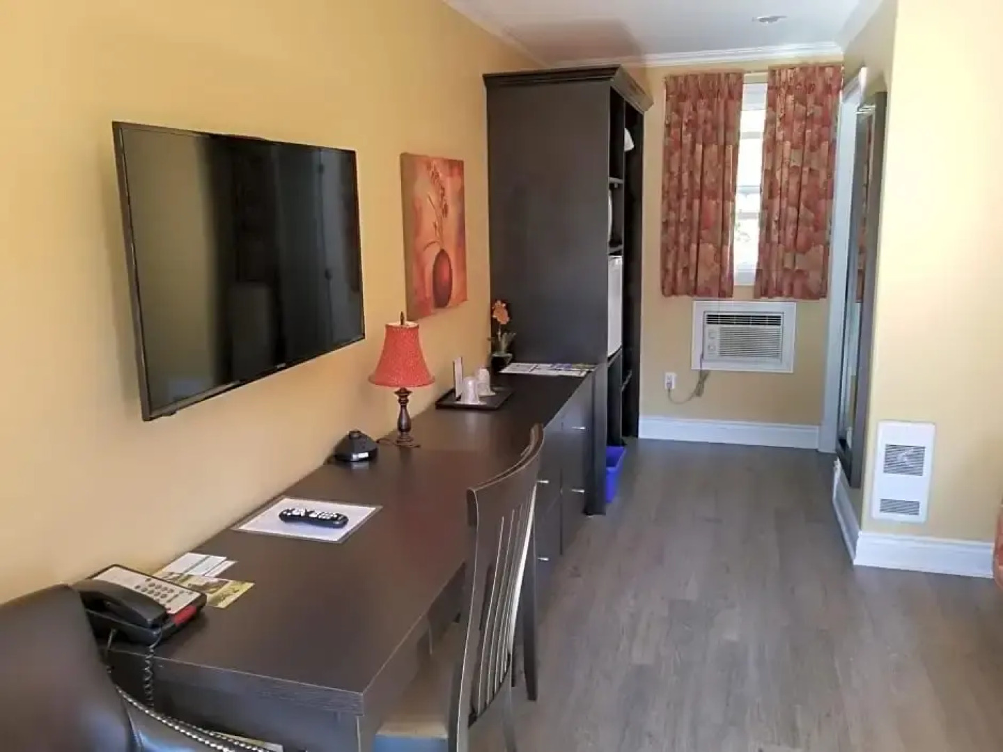 Clark's Sunny Isle Motel