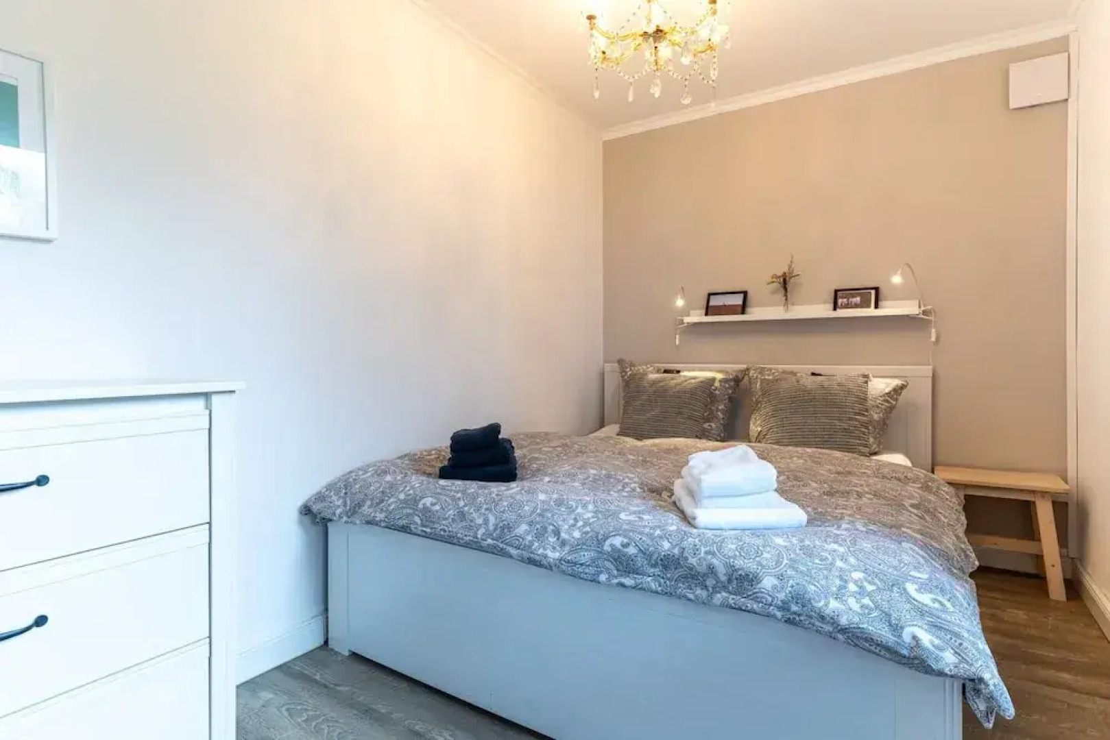 Apartment Near North Sea Dike With Garden