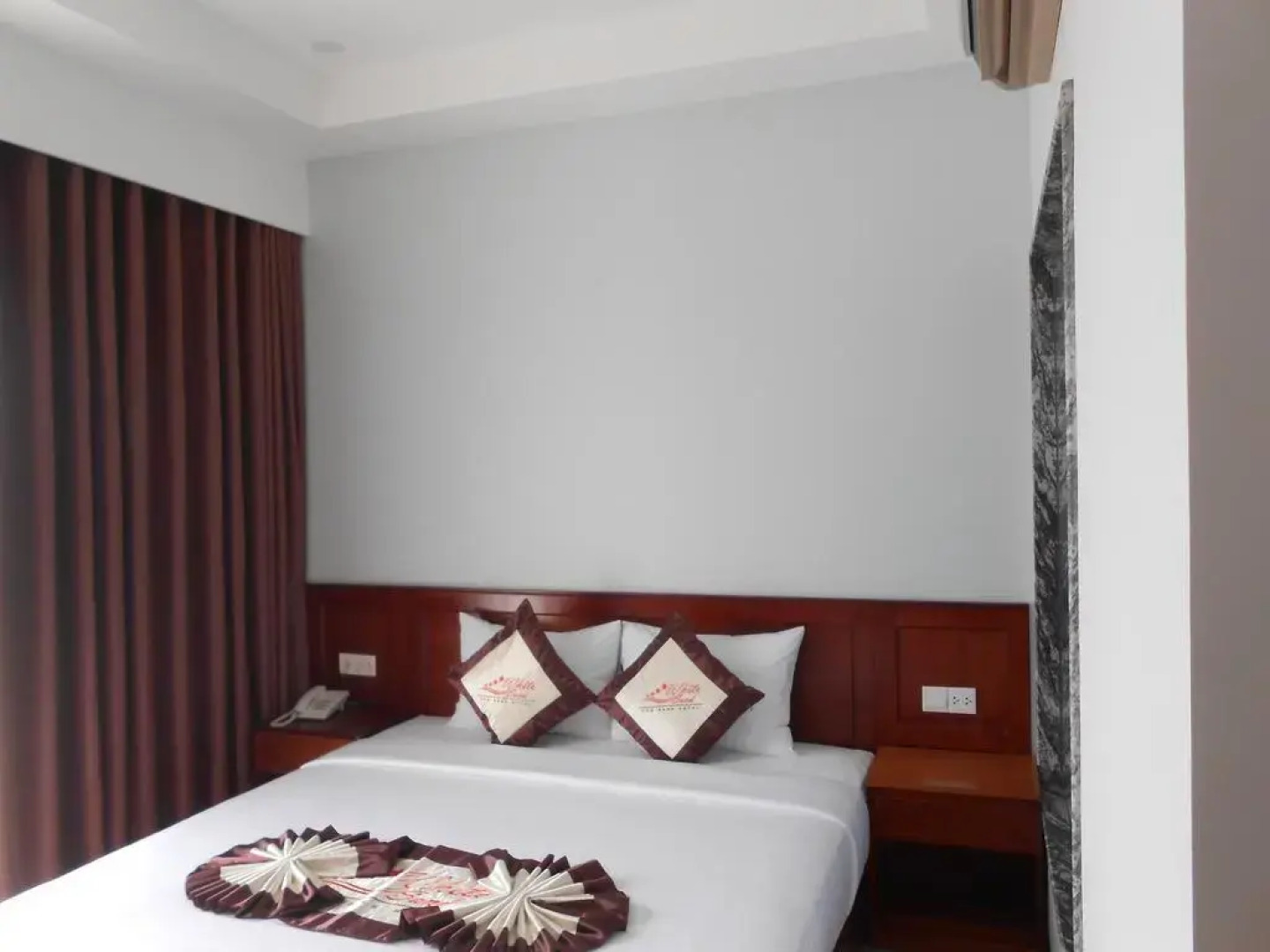 White Sand Cam Ranh Hotel