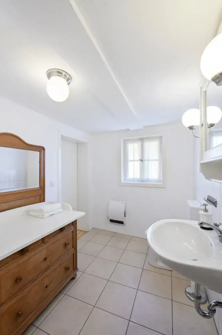 Eppe Timbered Retreat