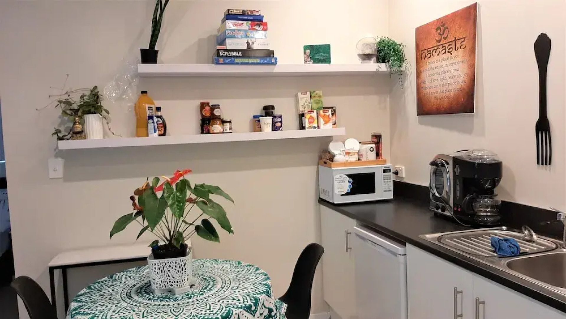 Madhuban - Waterfront in Whangaroa