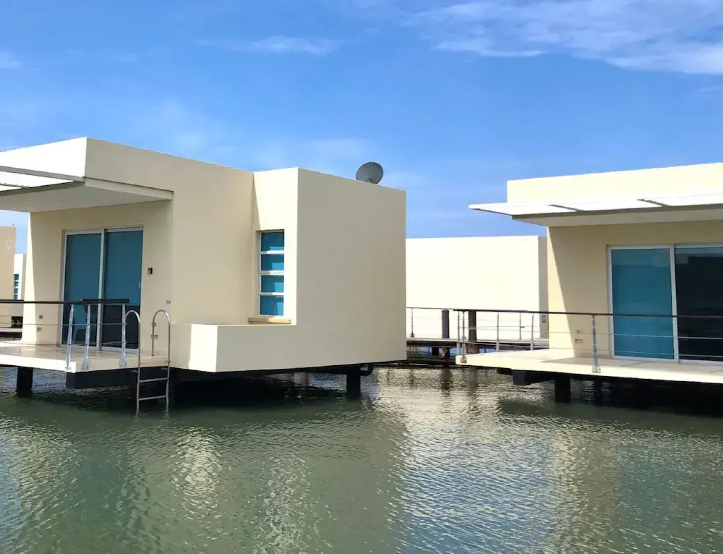 Marina Puerto Velero