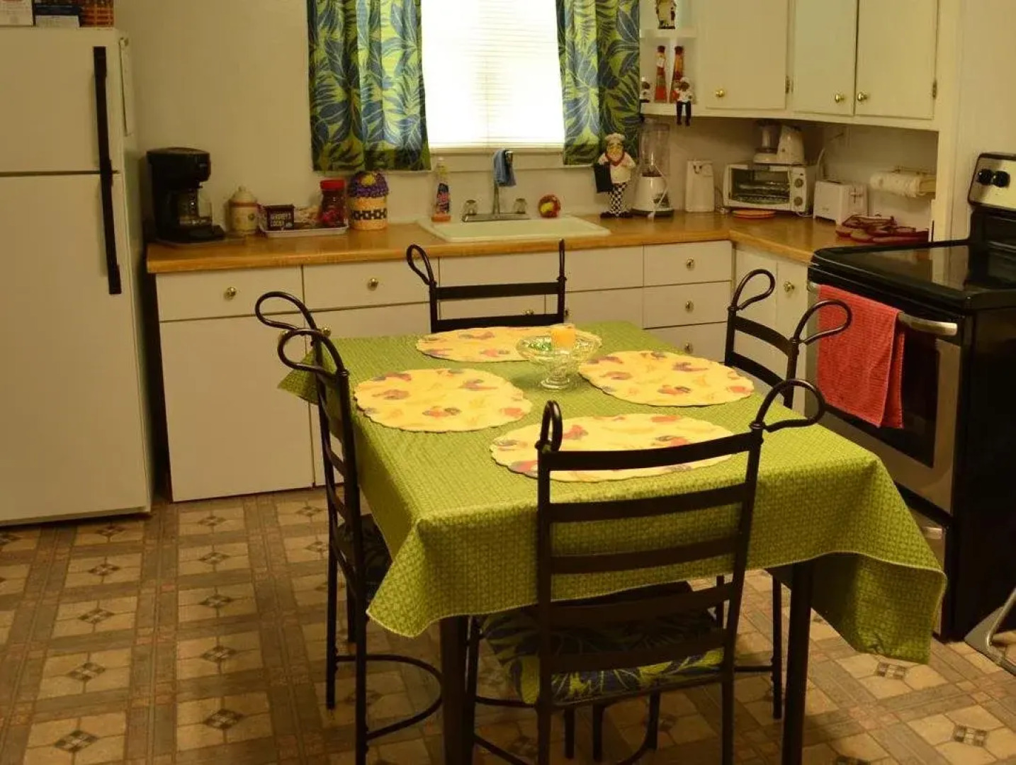 Willows Motel Williamstown