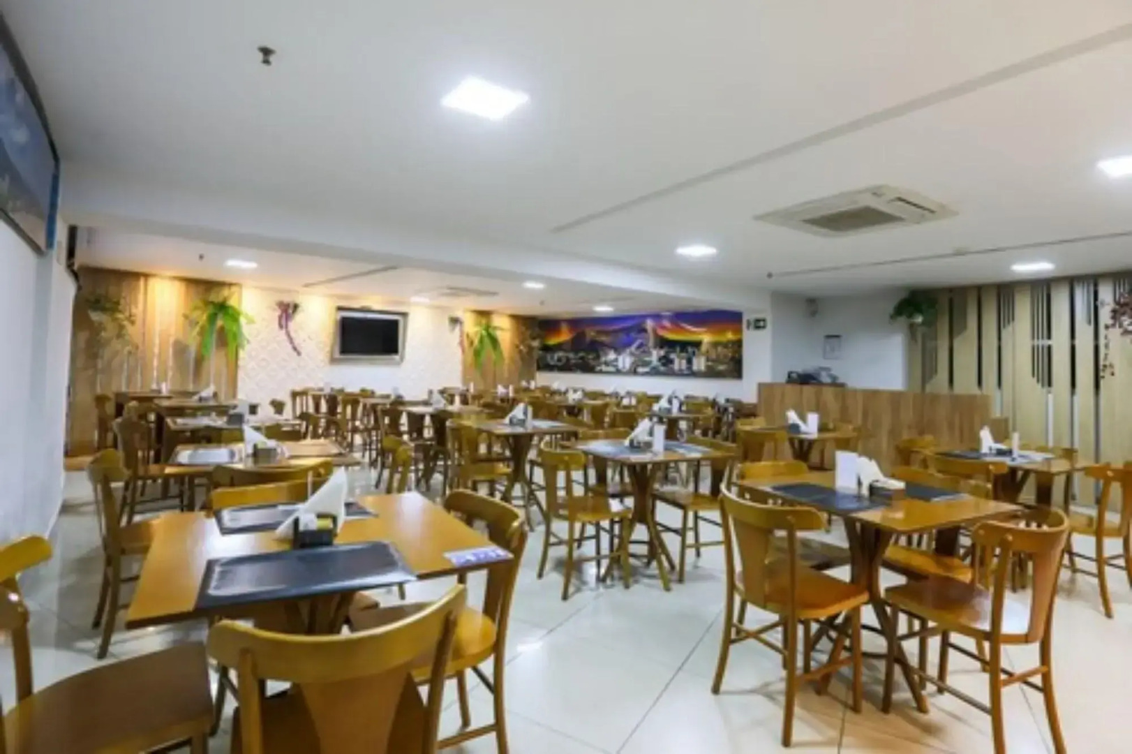 San Diego Suites Governador Valadares