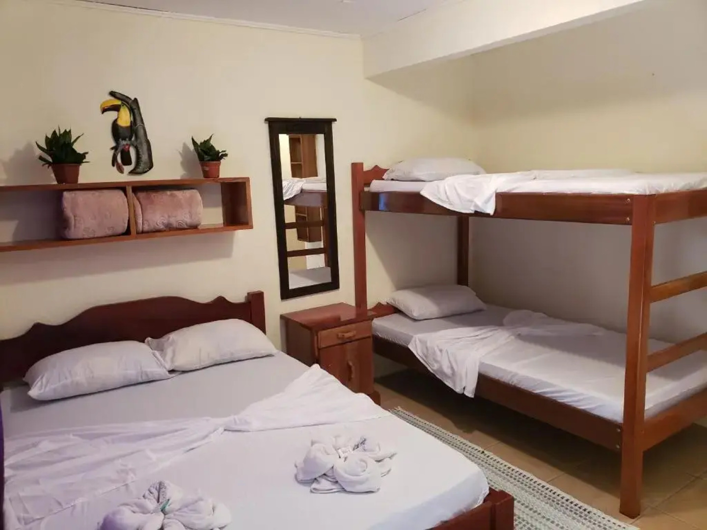 Cabinas Pura Vida Bed & Breakfast