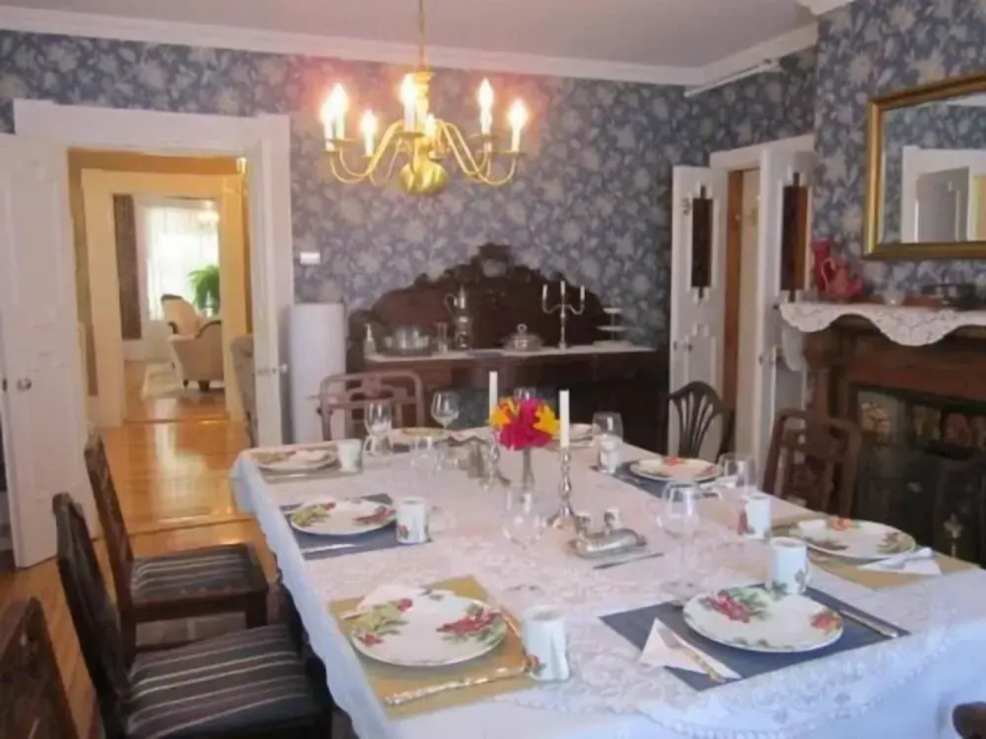 The Dawson House Bed & Breakfast