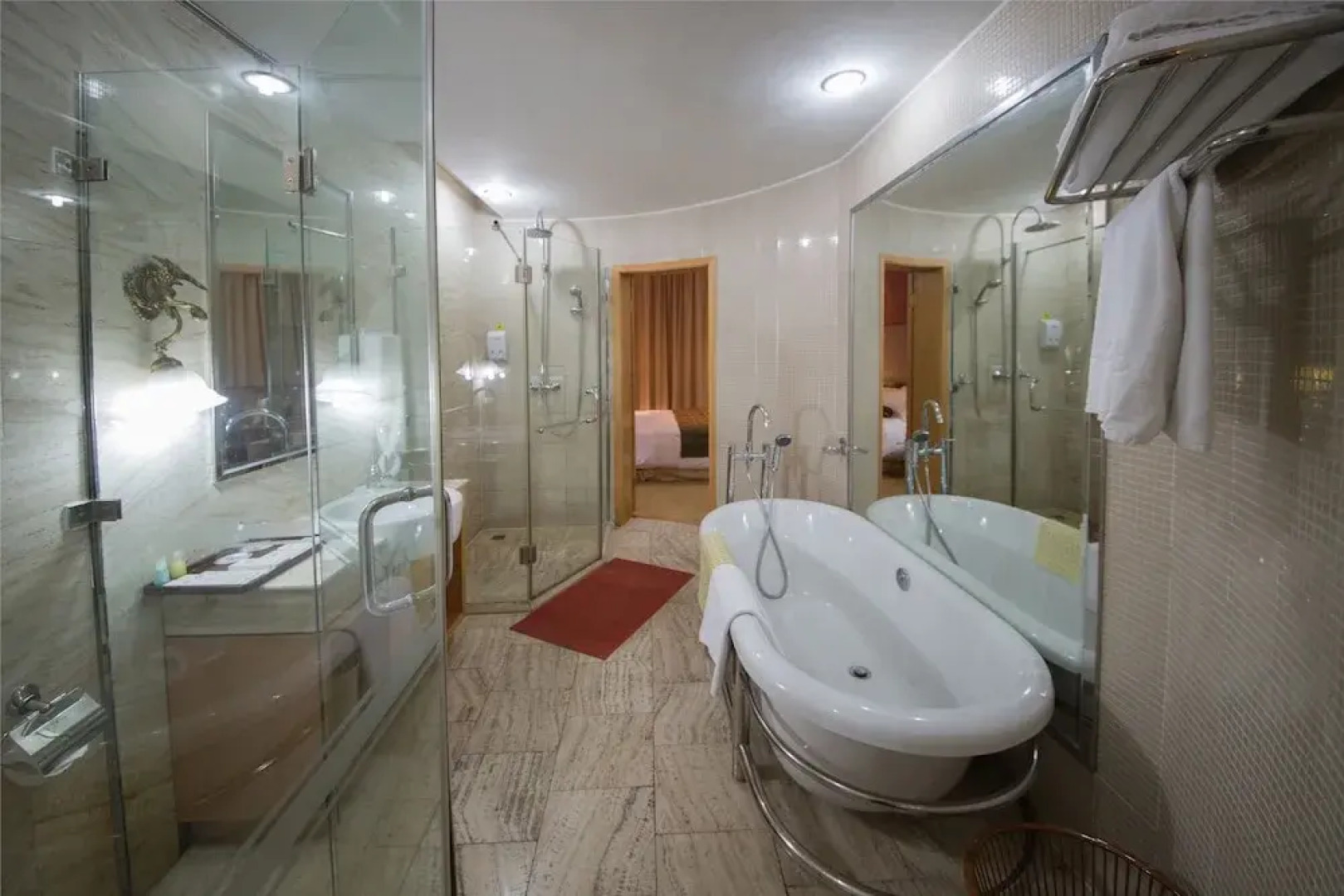 Qingdao Great Tang Harvest Hotel