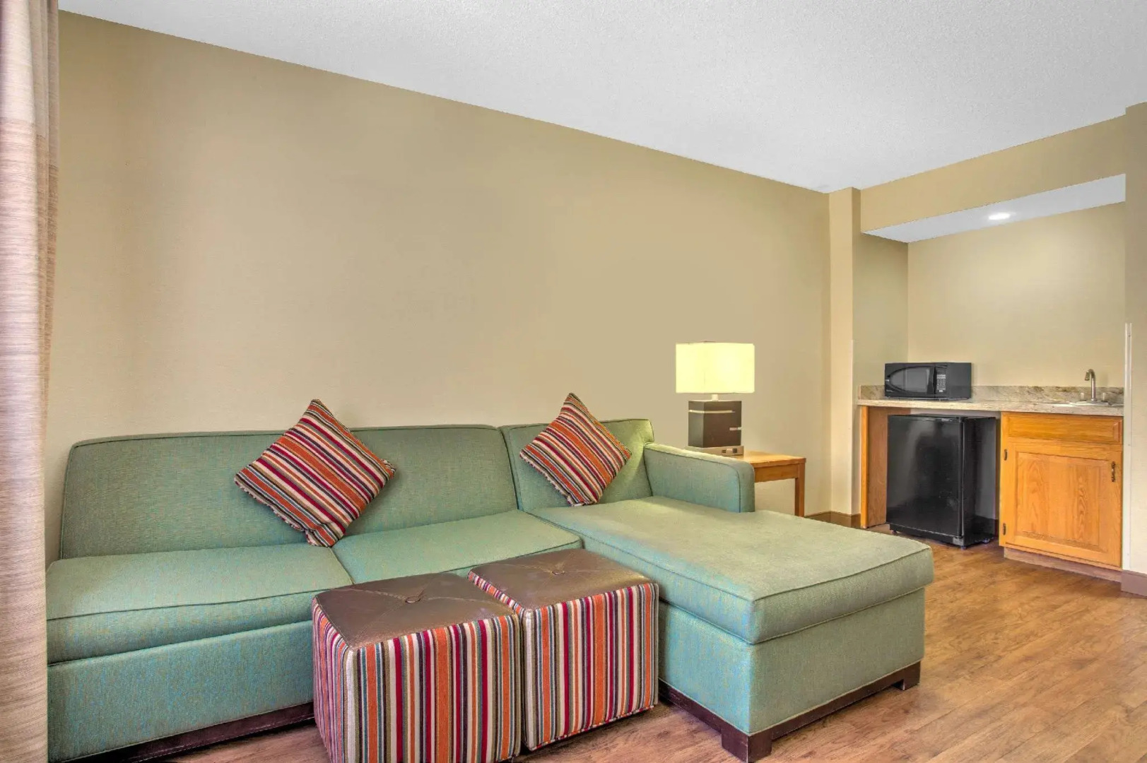 Slackline Moab, Outset Collection by Hilton