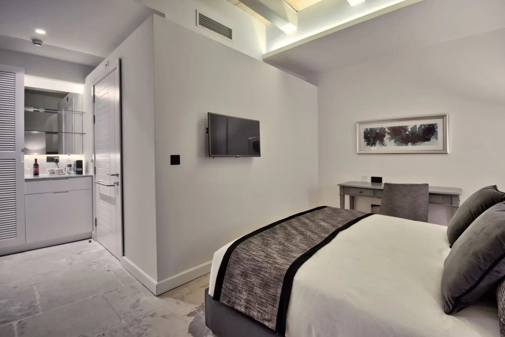 66 Saint Pauls & Spa