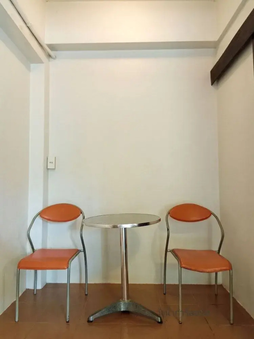 Wangnamkam Riverside Resort