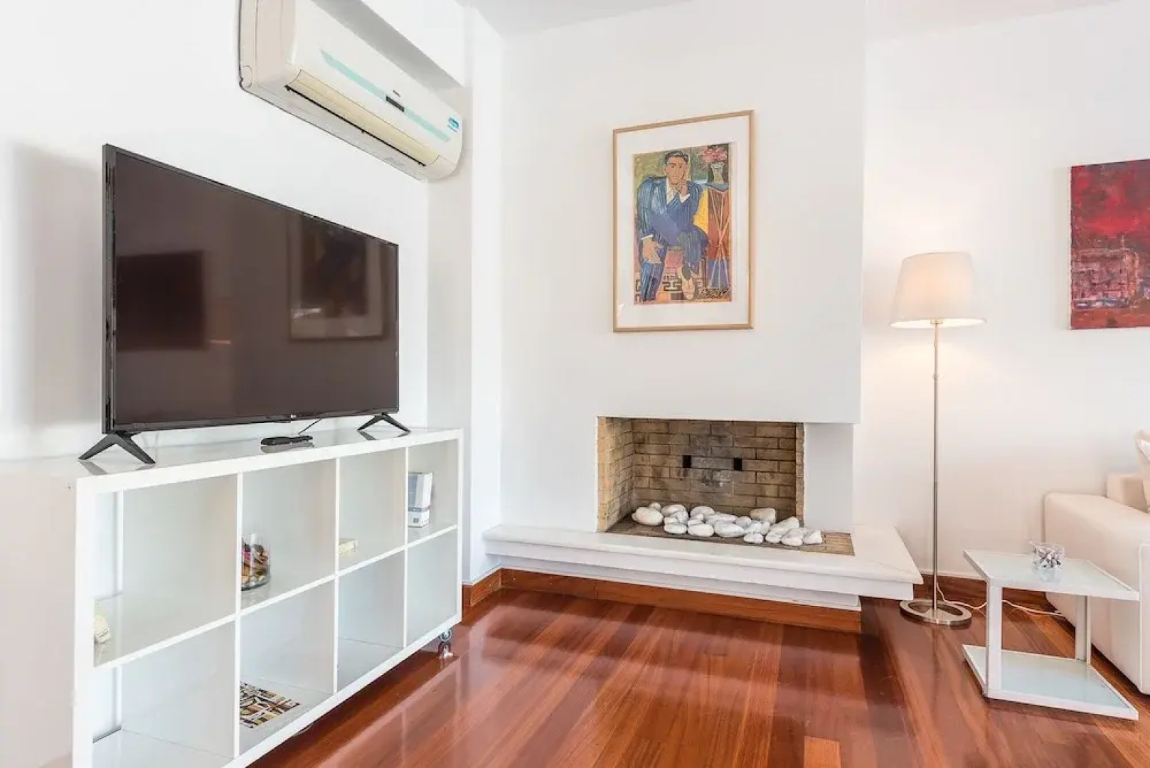 Adelos Luxury villa-maisonnete with pool in Elliniko Athens