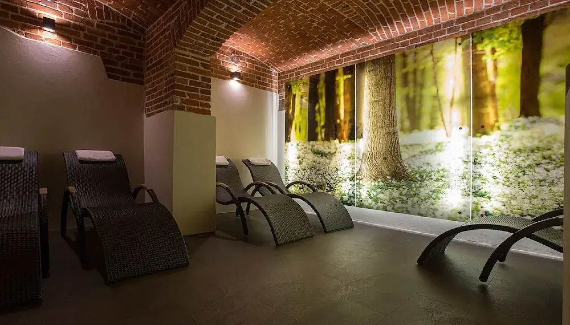 Polanka Conference Center