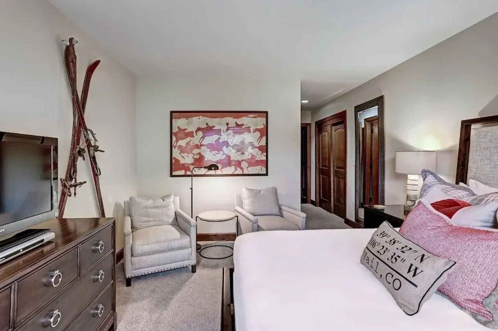 Ritz 3Br Mtn View RRR407