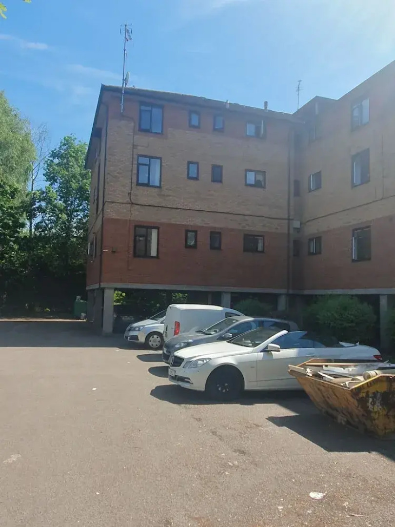 Stunning 1-bed Apartment in Walsall