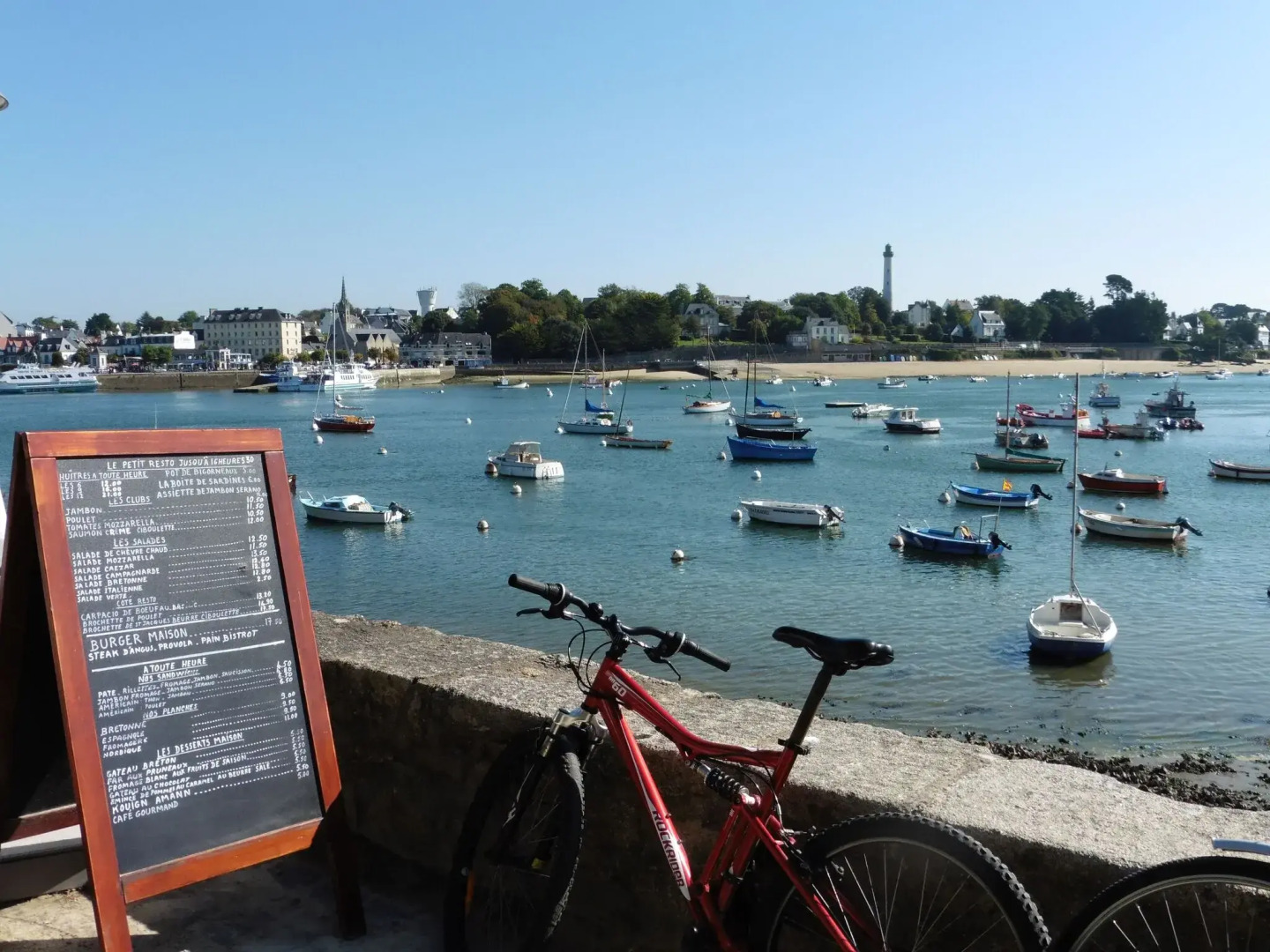 Holiday Home With Furnished Terrace