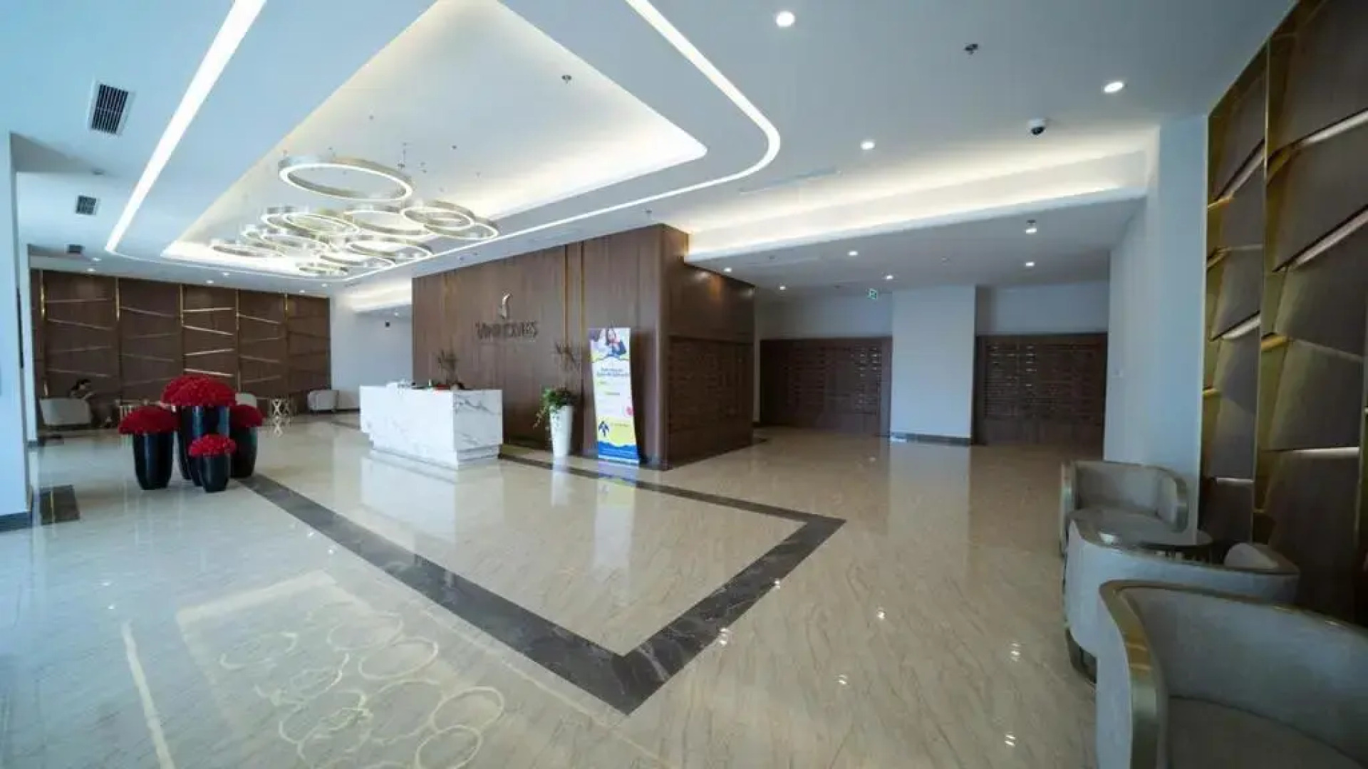 BOM HOMES- VINHOMES METROPOLIS-Service Apartment