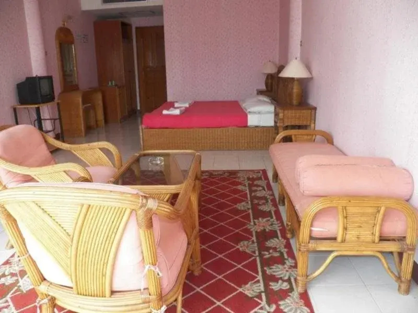 Cha-Am Royal Beach Hotel