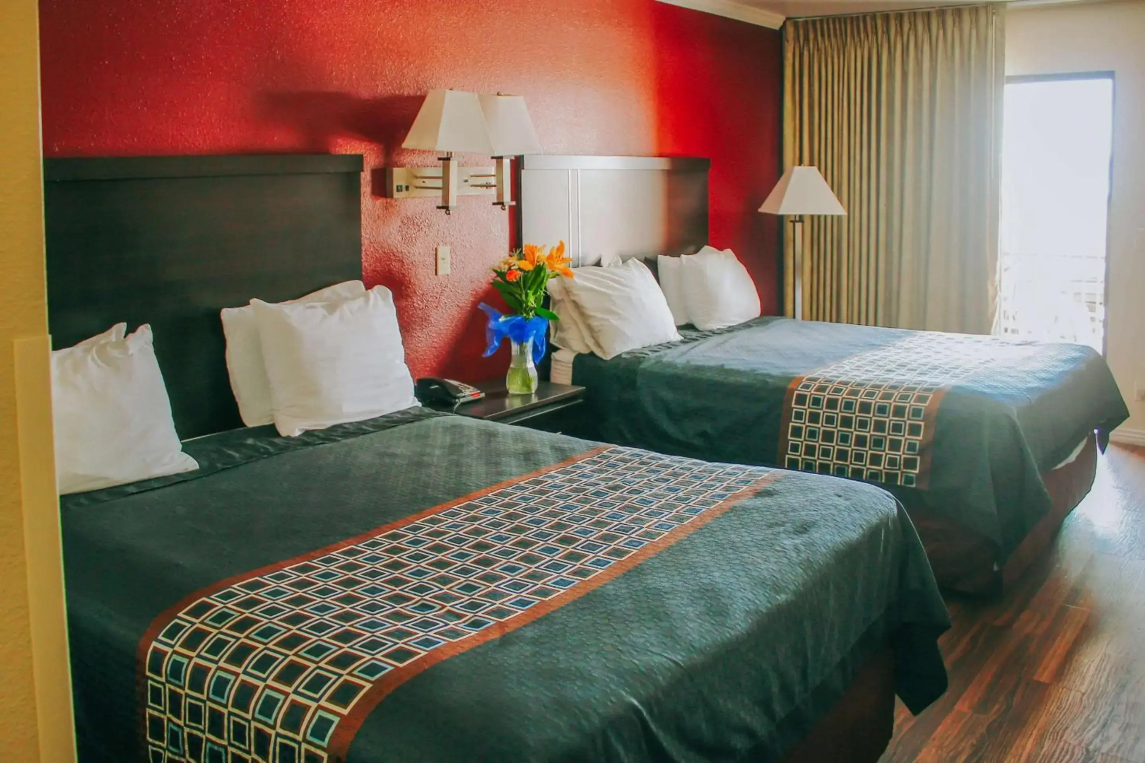 Rodeway Inn & Suites Lake Havasu City