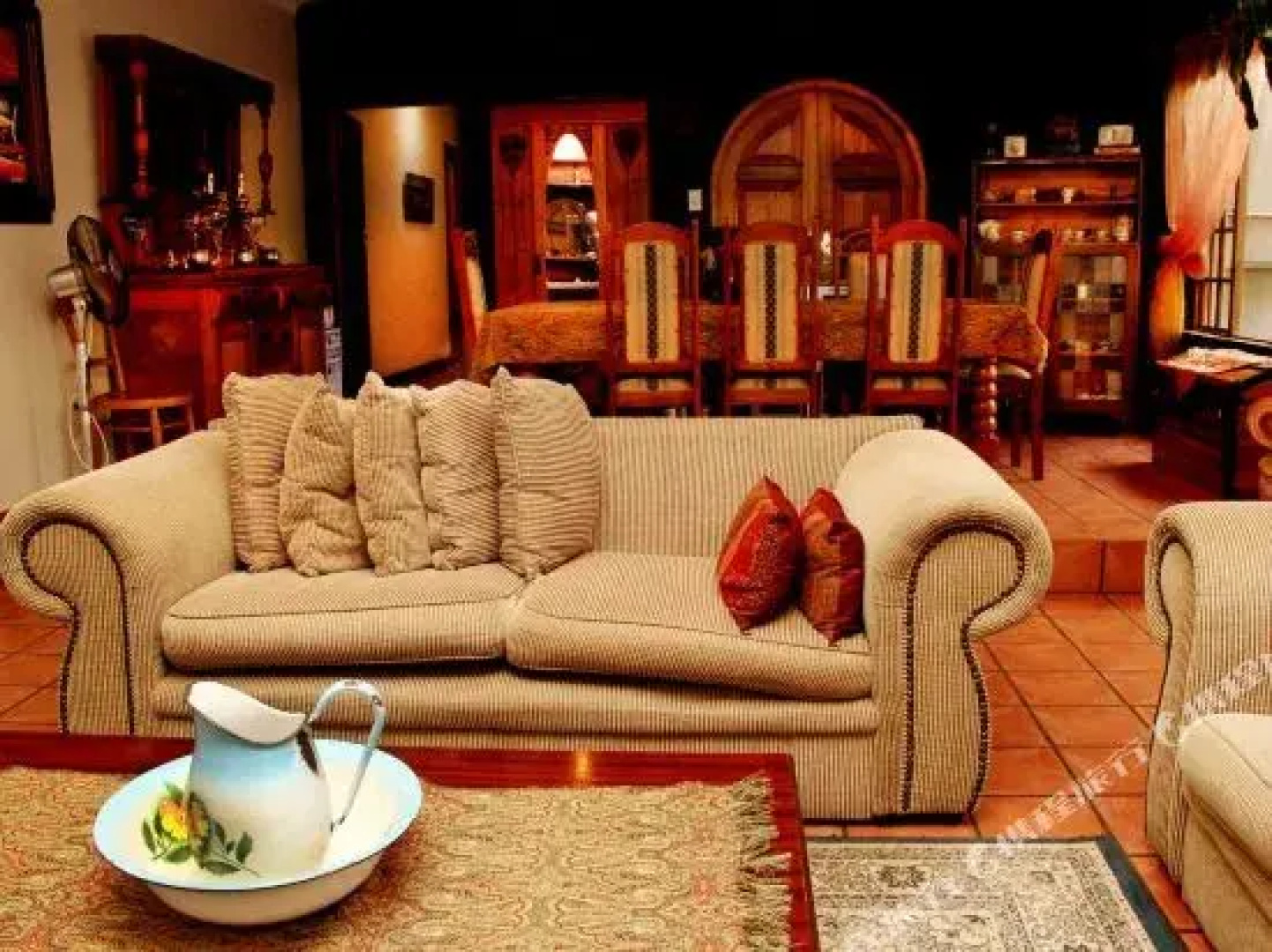 J'Cups Guest House