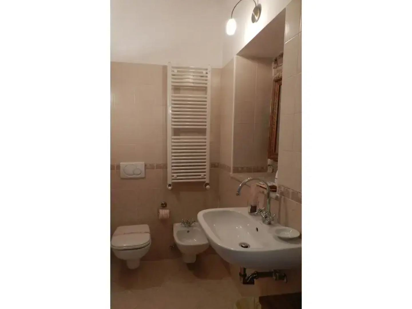 Albergo Ristorante La Ripa