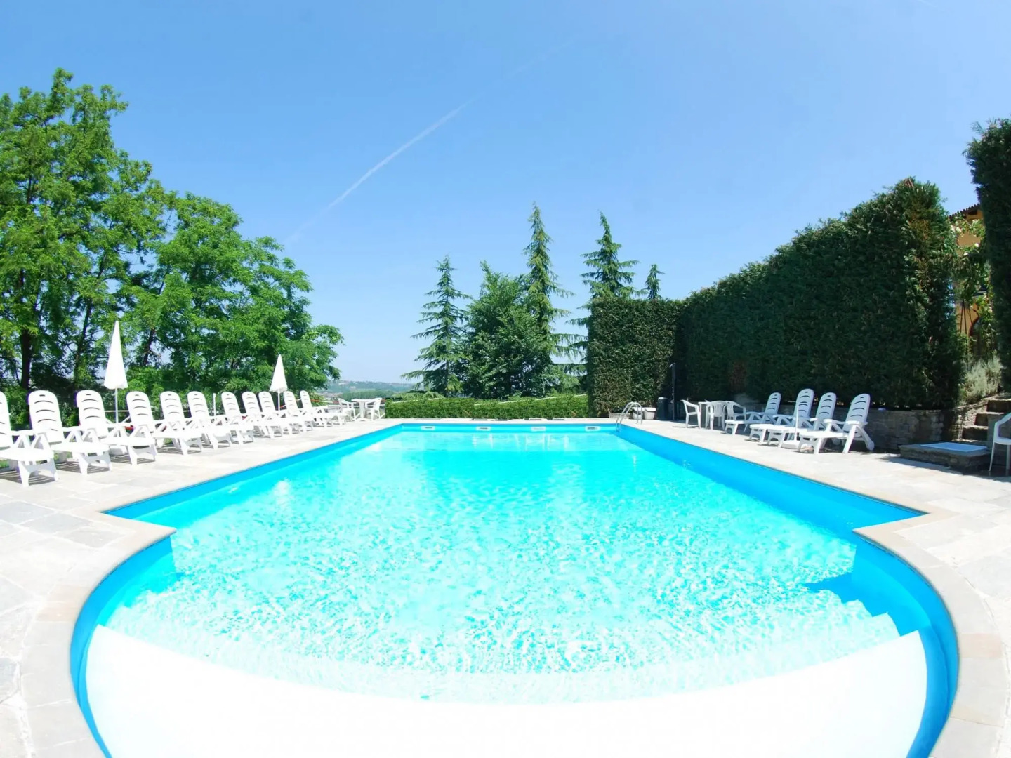 Mansion in Nizza Monferrato With Pool & Views