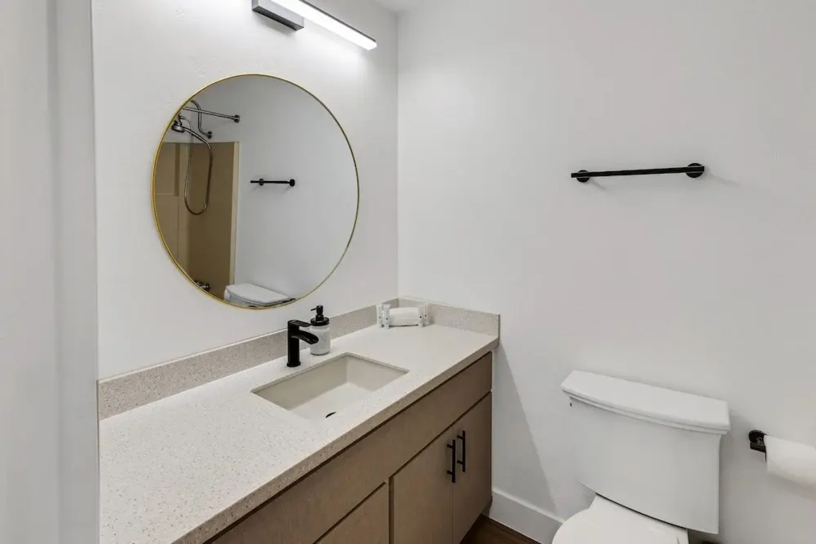 Beautiful Ski-in/ski-out Condo Located On The Eagle Point Resort! 1 Bedroom Condo by RedAwning