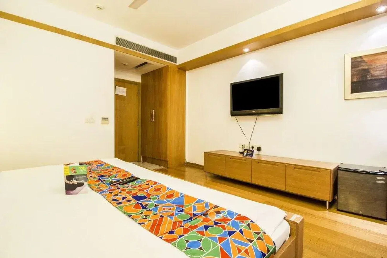 FabHotel Raj Darbar Iffco