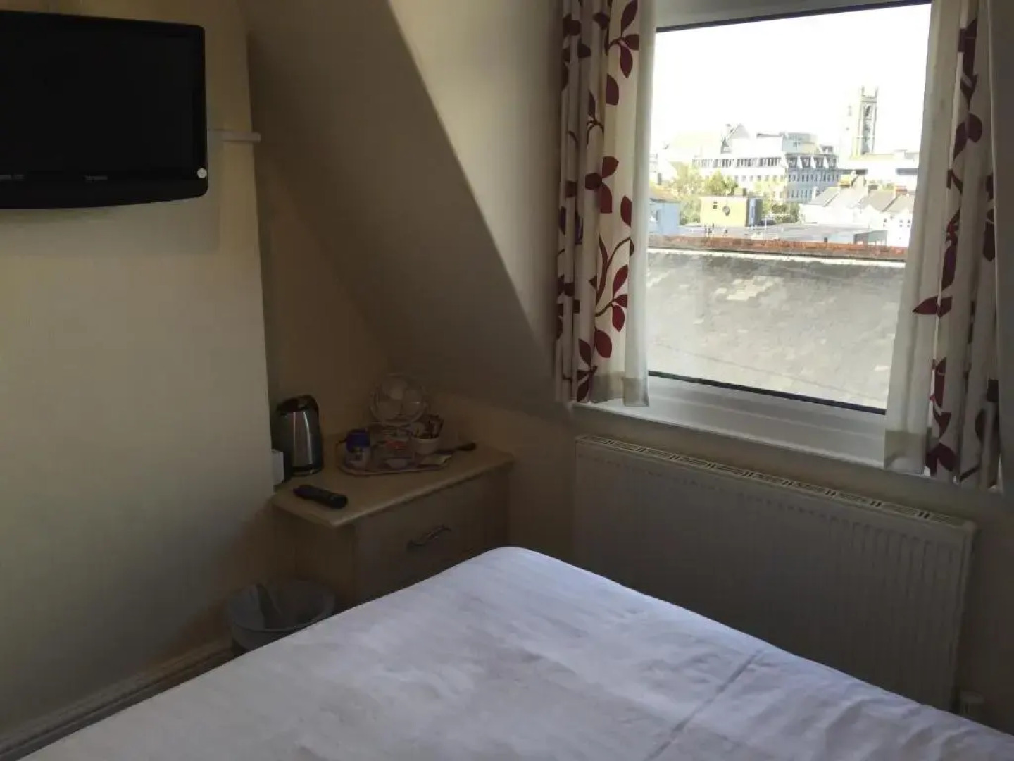 Barbican Reach Bed & Breakfast - B&B