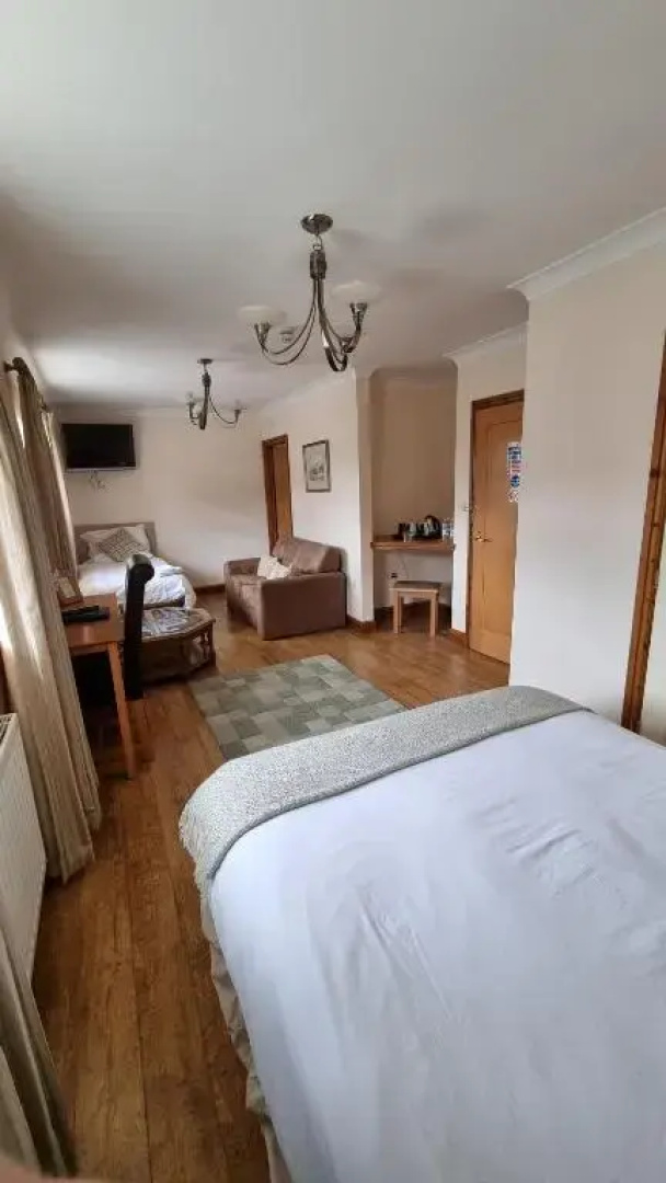 The Bell Country Inn