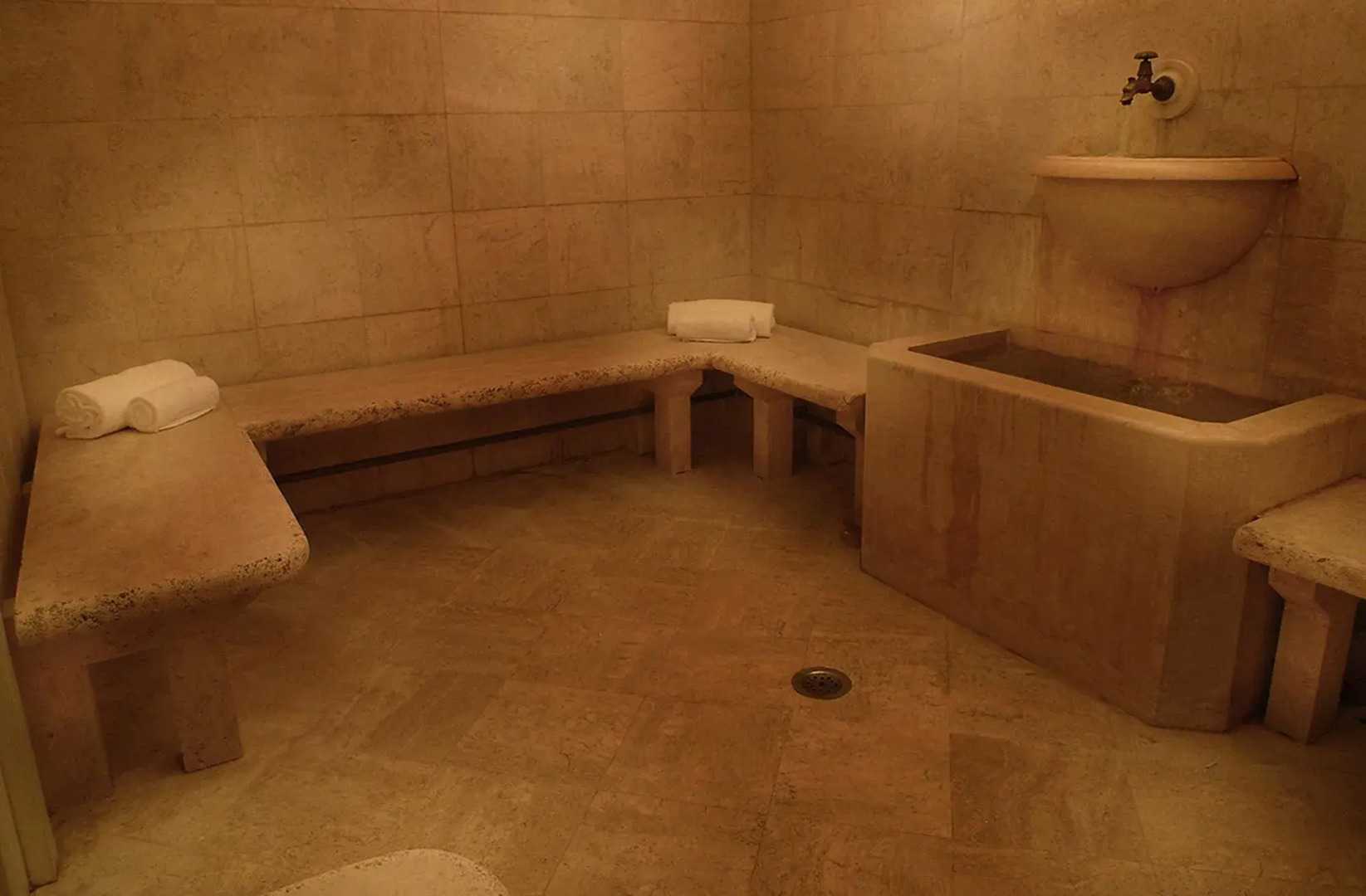 Отель Palazzo Fiuggi