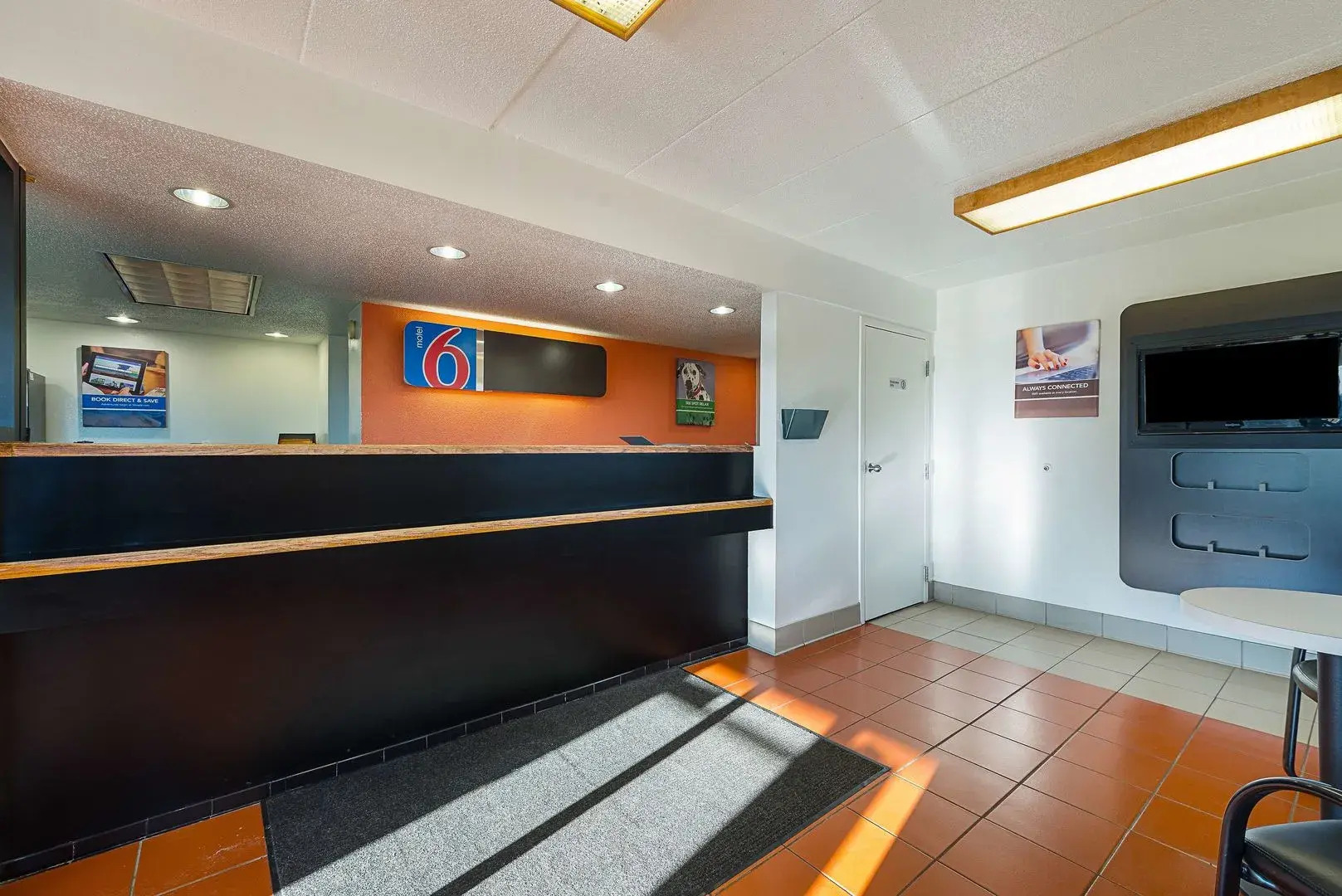 Days Inn by Wyndham Cincinnati I-71