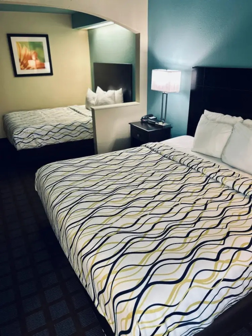 Red Lion Inn & Suites Blue Springs