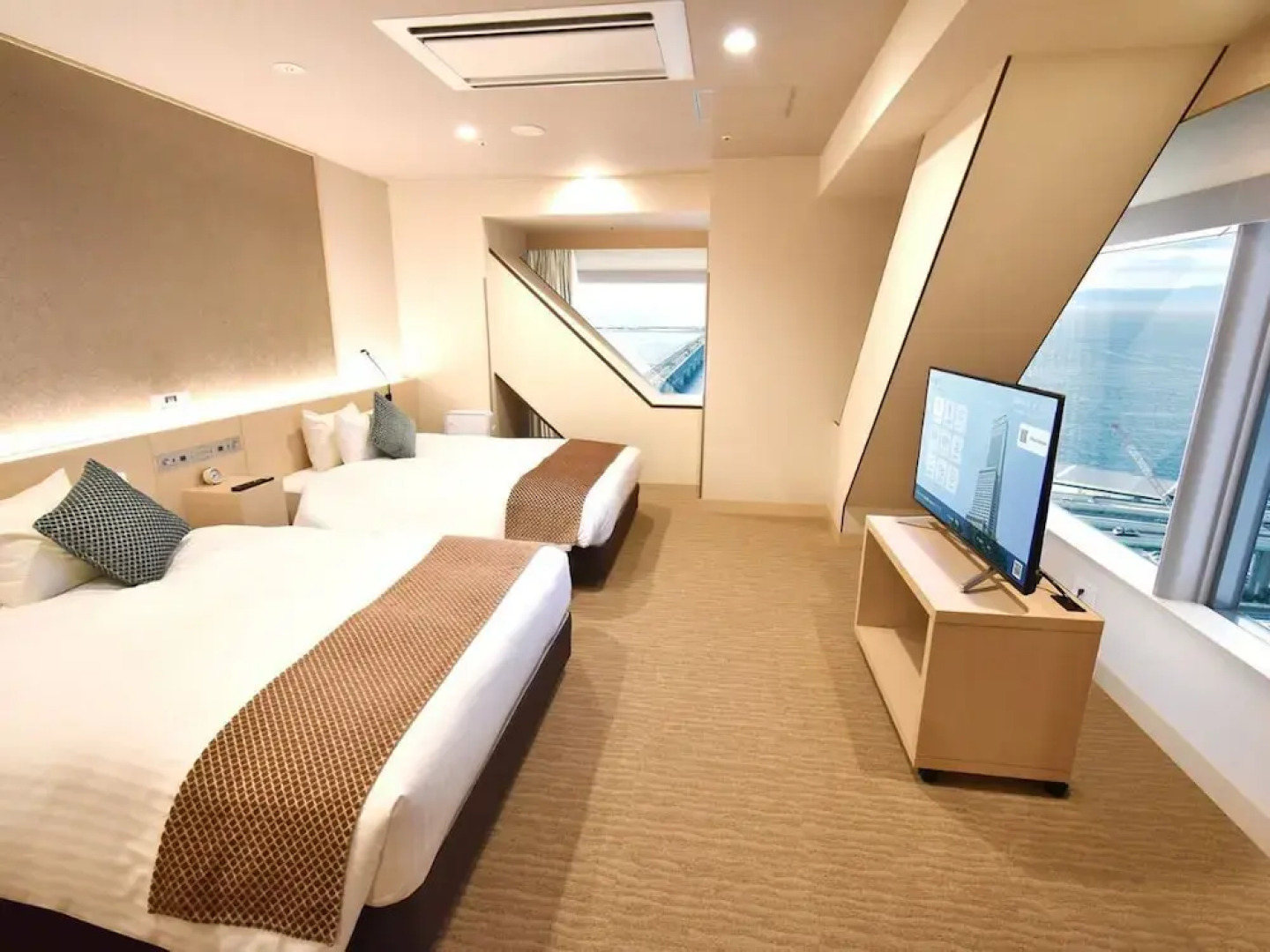 Odysis Suites Osaka Airport Hotel