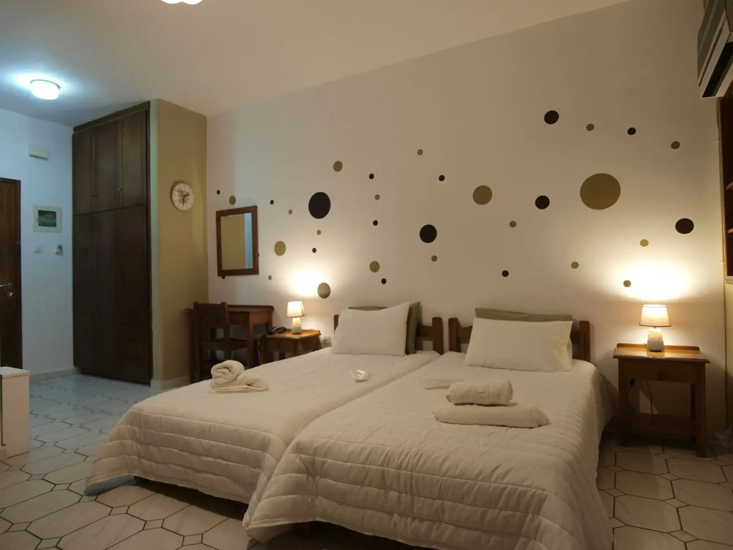 Kleopatra Traditional Hotel Apartments