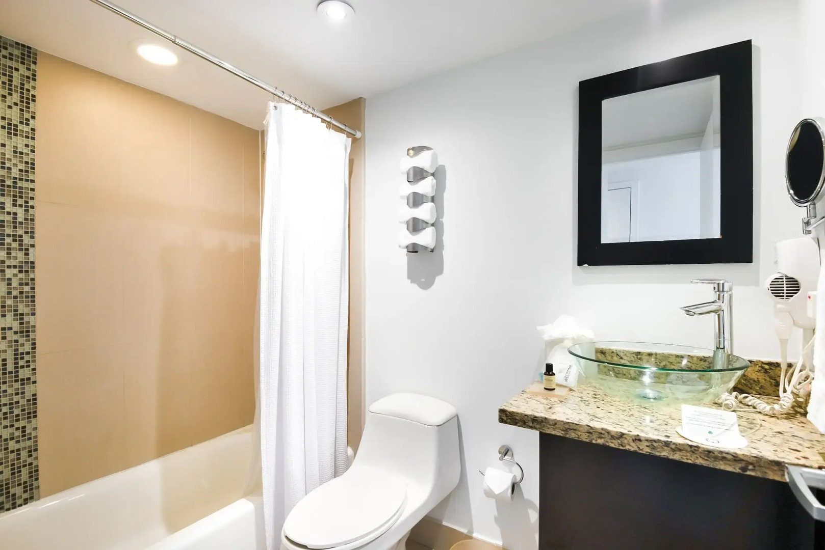 Beach Haus Bal Harbour