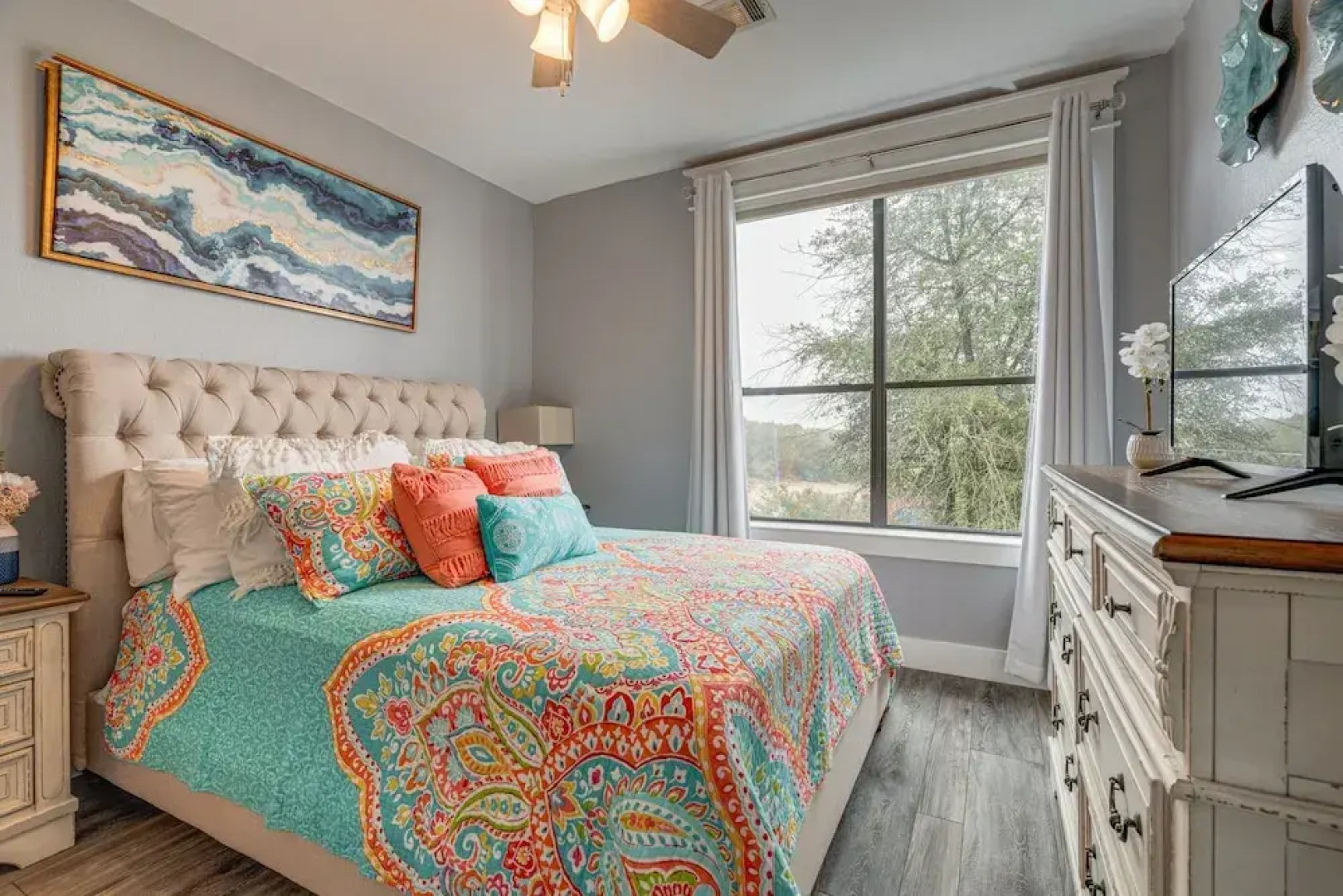 Jonestown Condo on Lake Travis w/ 2 Balconies!